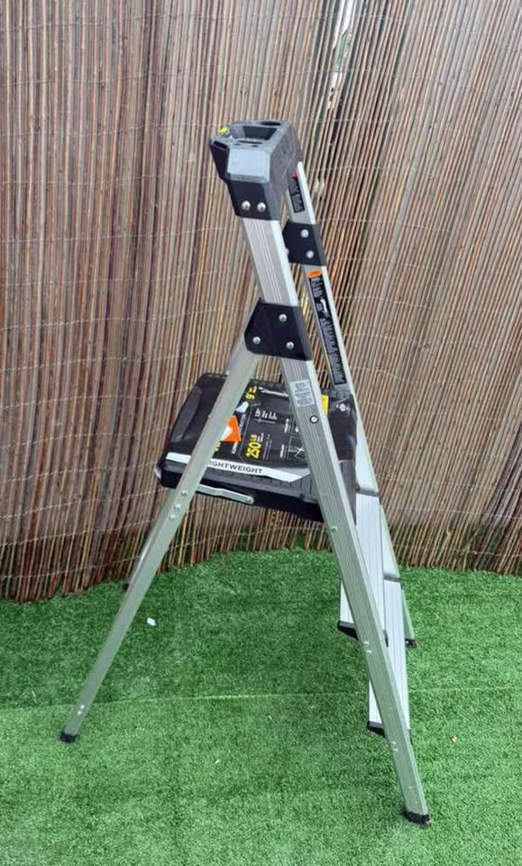 Gorilla Ladders 3-Step Aluminum Step Stool Ladder, 250 lbs. Type I Duty Rating (9ft. Reach Height)