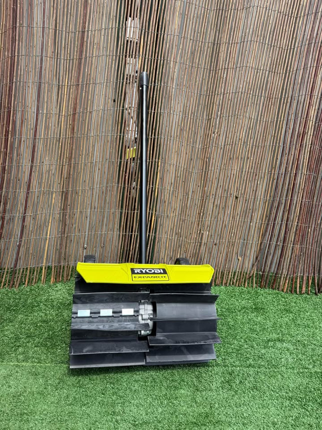 RYOBI Expand-It Rubber Sweeper Attachment