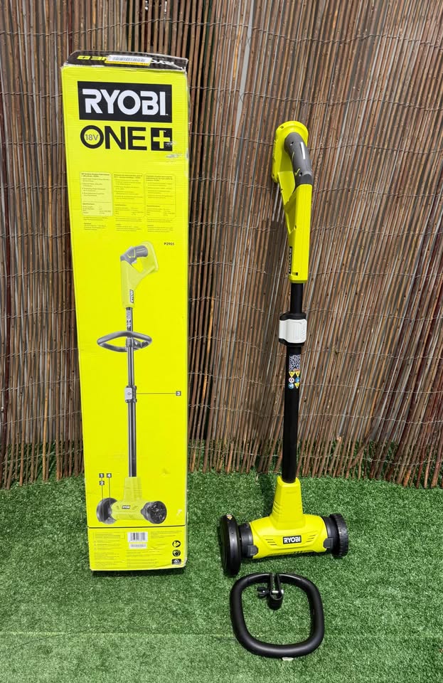 RYOBI ONE+ 18V Patio Cleaner with Wire Brush Edger (Tool Only)