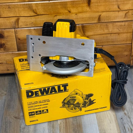15 Amp Corded 7-1/4 in. Lightweight Circular Saw