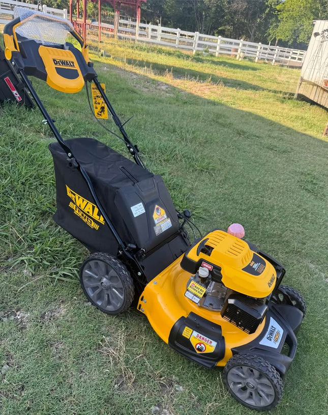 DEWALT 21 in. 196cc E-GOV Engine 3-in-1 Gas RWD Self-Propelled Lawn Mower with High Rear Wheels