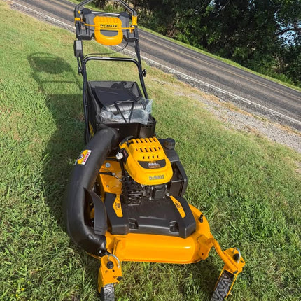 28 in. 224cc E-GOV Engine 3-in-1 Gas RWD Self-Propelled Lawn Mower with High Rear Wheels