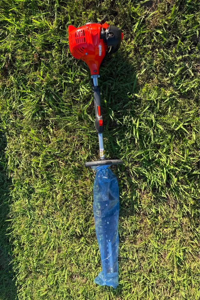 ECHO 21 in. 21.2 cc Gas 2-Stroke Hedge Trimmer with 20 in. Shaft and 21 in. Double-Sided Reciprocating RazorEdge® Blades