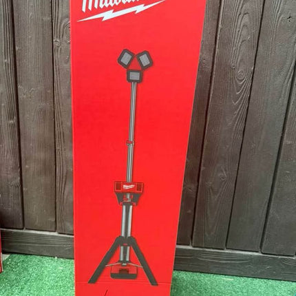 MILWAUKEE M18 18-Volt Lithium-Ion Cordless 6,000 Lumens Rocket Dual Power Tower Light with Charger (Tool-Only)