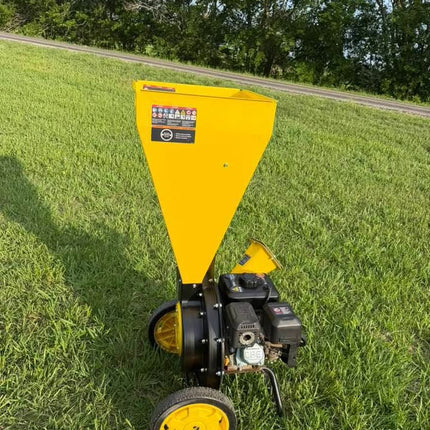 CHAMPION Power Equipment 3 in. Dia 224 cc 2-in-1 Upright Gas Powered Wood Chipper Shredder