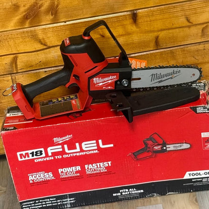 MILWAUKEE M18 Brushless Battery 8 in. HATCHET Pruning Saw (Tool-Only)