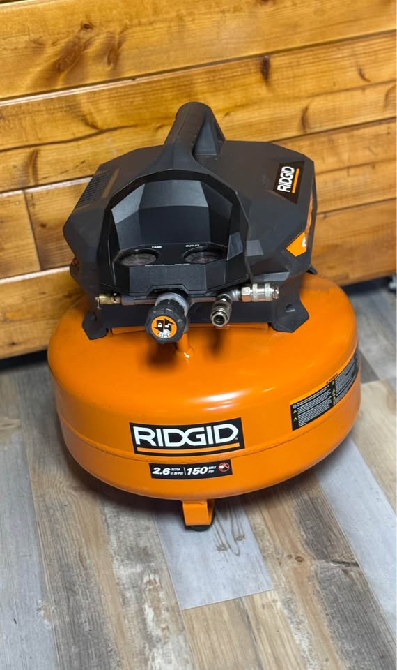 RIDGID 6 Gal. 150 PSI Portable Electric Oil-Free Jobsite Pancake Air Compressor with Dual Pressure Gauges and 2-Quick Couplers