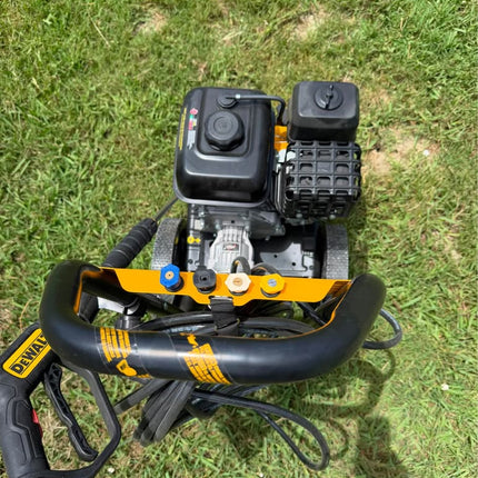 DEWALT 3400 PSI 2.5 GPM Gas Pressure Washer with PressuReady Engine, Heavy-Duty Commercial Cold Water Power Cleaner