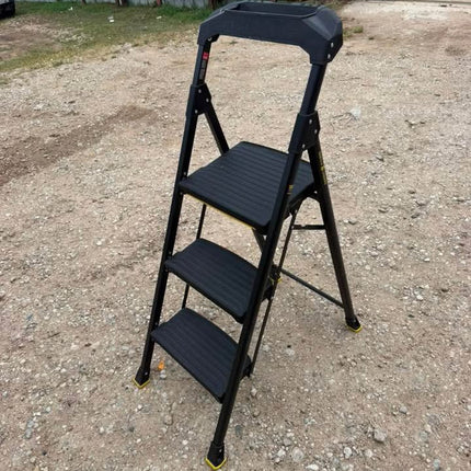 GORILLA LADDERS, 3-Step Pro-Grade Steel Step Stool, 300 lbs. Load Capacity Type IA Duty Rating (9ft. Reach Height)