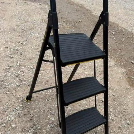GORILLA LADDERS, 3-Step Pro-Grade Steel Step Stool, 300 lbs. Load Capacity Type IA Duty Rating (9ft. Reach Height)