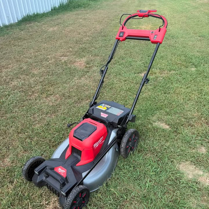 MILWAUKEE M18 FUEL Brushless Dual Battery Self-Propelled Mower