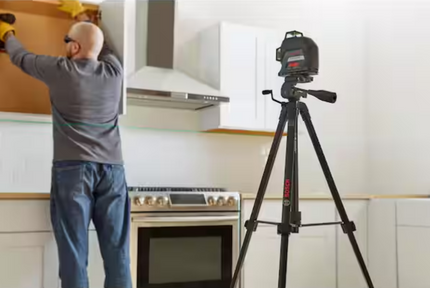 BOSCH Compact Tripod with Extendable Height for Use with Line Lasers, Point Lasers, and Laser Distance Tape Measuring Tools