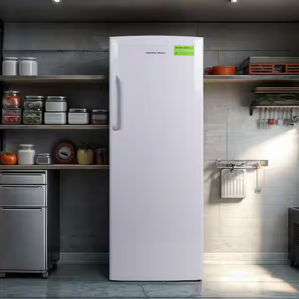 HAMILTON BEACH 11 Cu Ft Upright Freezer in White