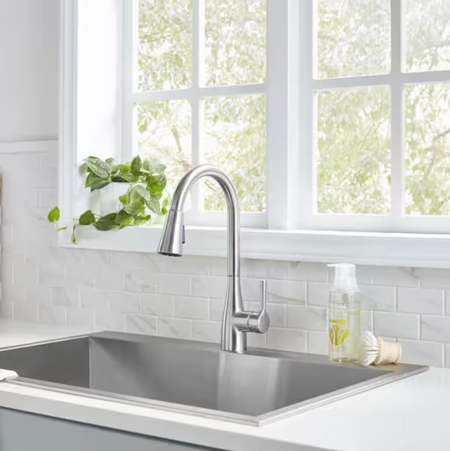 Sadira Touchless, Sprayer Kitchen Faucet in Stainless Steel