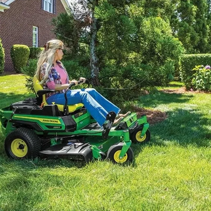 John Deere 42” Zero Turn Riding Lawn Mower