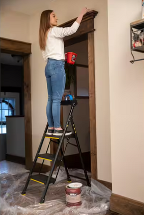 GORILLA LADDERS, 3-Step Pro-Grade Steel Step Stool, 300 lbs. Load Capacity Type IA Duty Rating (9ft. Reach Height)
